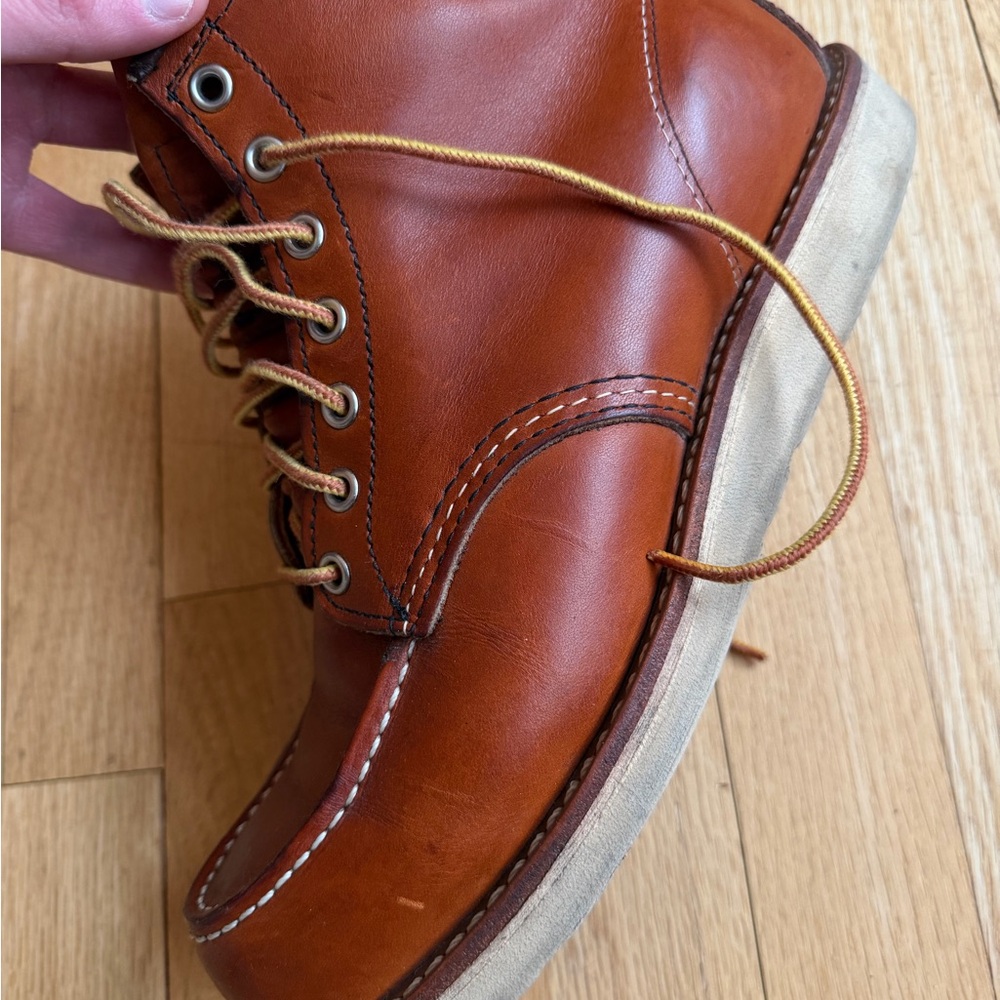 Red Wing Men's Oro Legacy Leather Classic Moc Toe Boots - Picture 4 of 8